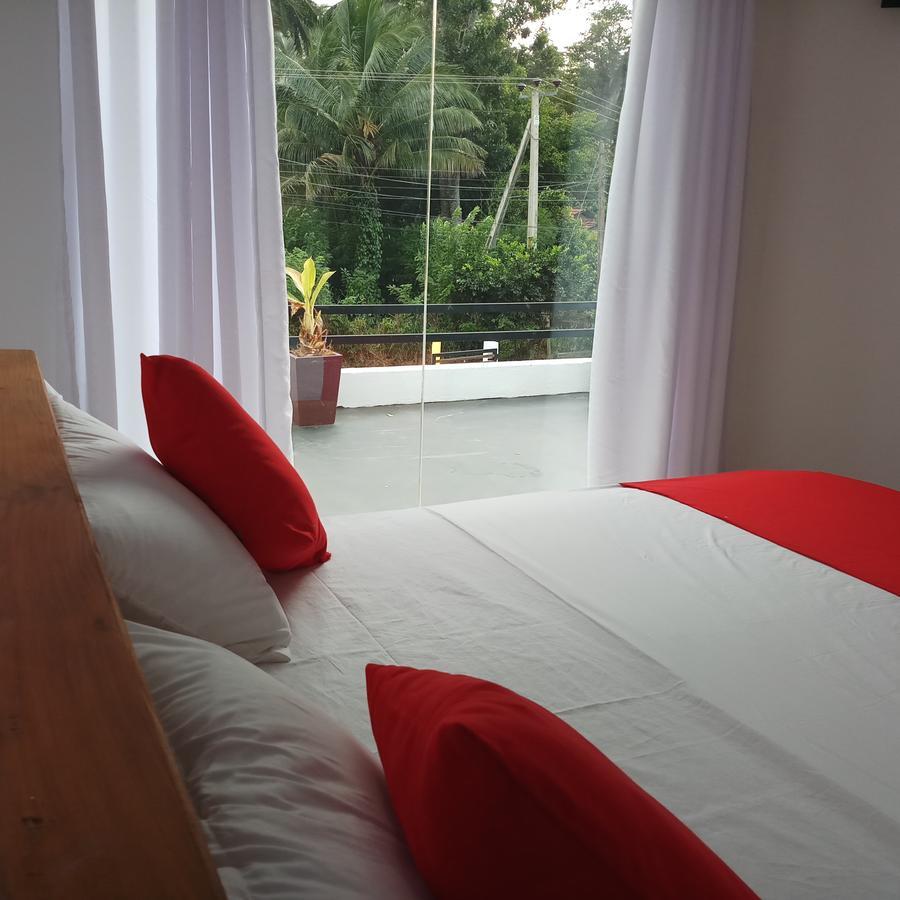 Hotel Cassia Uda Walawe Extérieur photo