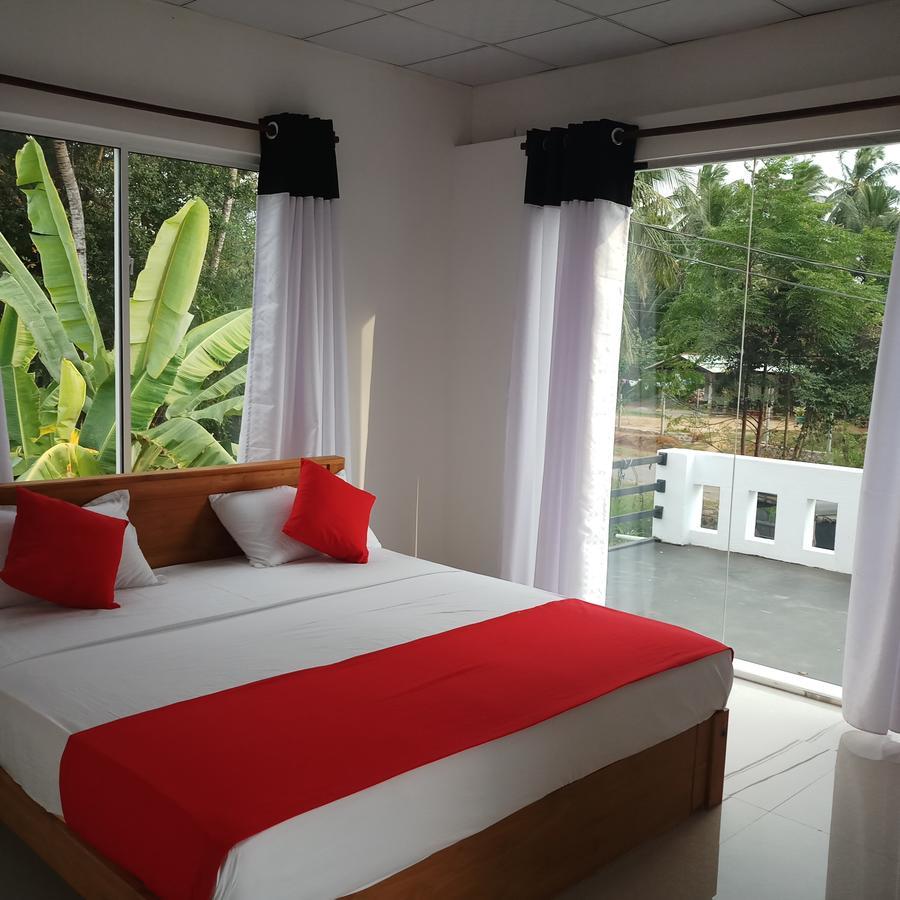 Hotel Cassia Uda Walawe Extérieur photo